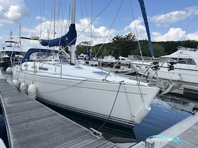 Moody S38 Sailingboat 1996, with Volvo Penta D2-40 engine, United Kingdom