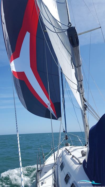 Moody S38 Sailingboat 1996, with Volvo Penta D2-40 engine, United Kingdom