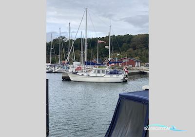 Nauticat 33, Velholdt og Opdateret. Sailingboat 1991, with Ford engine, Denmark