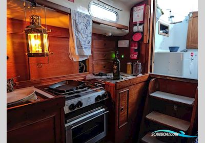 Neptune  33 Sailingboat 1982, with Beta  BV1505 engine, United Kingdom