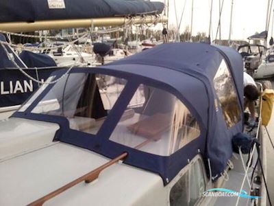 Nicholson 32 Sailingboat 1970, with Beta engine, United Kingdom
