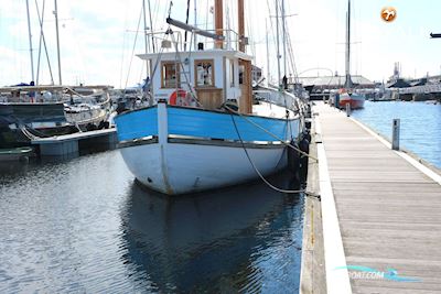 Noorse Zeilkotter Sailingboat 1945, with Daf engine, The Netherlands