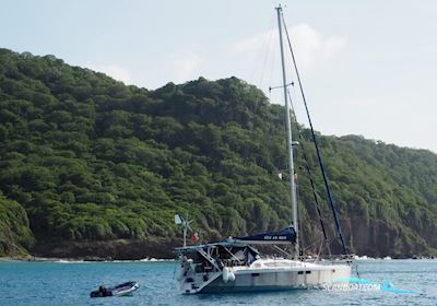 Ovni 395 Sailingboat 2005, with Volvo Penta D2 - 55 engine, Martinique