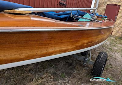 Pirat Jolle Sailingboat 1967, Sweden