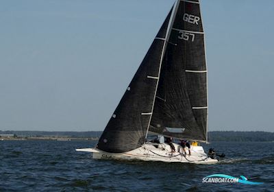 Platu 25 Sailingboat 2000, with Tohatsu engine, Germany