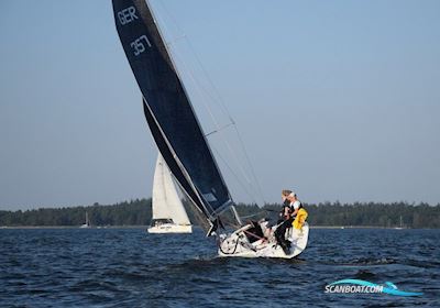 Platu 25 Sailingboat 2000, with Tohatsu engine, Germany