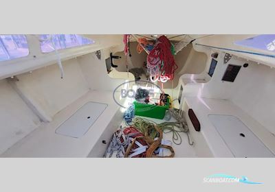 Projection 762 Sailingboat 1996, with Honda engine, France