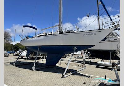 Puma 34 Sailingboat 1977, with Volvo Penta engine, Portugal
