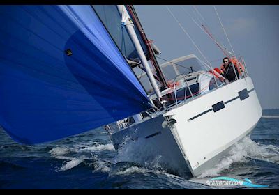RM Yachts RM 1070 + Sailingboat 2025, France