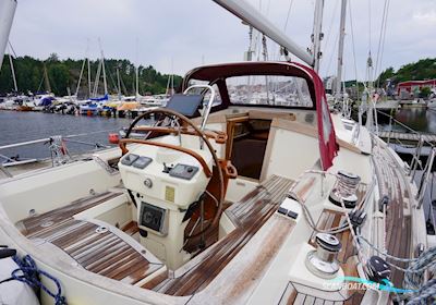 Regina 38 Sailingboat 2002, with Volvo Penta D2-50 engine, Sweden
