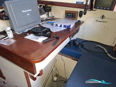 Roberts 40 Sailingboat 2001, with Ford 6 cylinder engine, United Kingdom