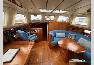 Seastream 43 Sailingboat 1995, with Perkins  M90 engine, United Kingdom