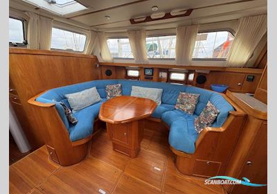 Seastream 43 Sailingboat 1995, with Perkins  M90 engine, United Kingdom