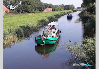 Skûtsje Tjalk 12.22 Sailingboat 1895, with Bmw engine, The Netherlands