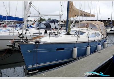 Southerly 35RS Sailingboat 2005, with Yanmar 3YM30 engine, United Kingdom