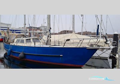 Staack Motorsegler / Natascha Sailingboat 1978, with Daimler Benz OM 352 engine, Germany