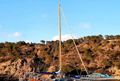 Timber Bermudian Sloop Sailingboat 1986, with Leyland engine, Spain