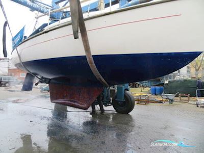 Van de Stadt Offshore 8M Sailingboat 1971, with Volvo Penta engine, United Kingdom