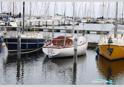 Van de Stadt Pionier 10 Sailingboat 1972, with Bukh 2 cyl engine, The Netherlands