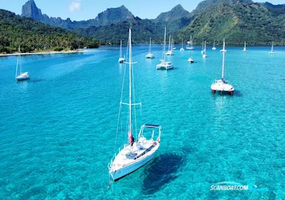 Via 38 Sailingboat 1980, with Volvo Penta MD17C engine, French Polynesia