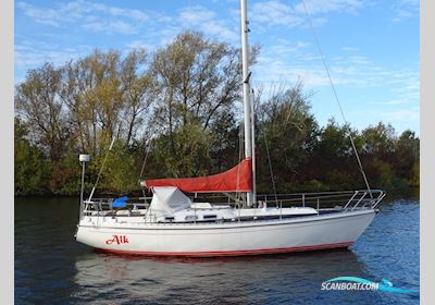 Victoire 1044 Sailingboat 1996, with Volvp Penta MD2030 engine, The Netherlands