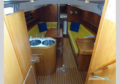 Victoire 1044 Sailingboat 1996, with Volvp Penta MD2030 engine, The Netherlands