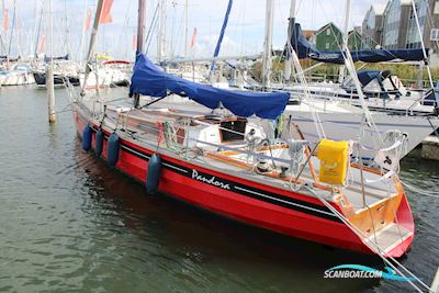 Waarschip 10.10 Sailingboat 1991, with Sole Diesel Mini 17 engine, The Netherlands