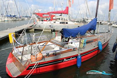 Waarschip 10.10 Sailingboat 1991, with Sole Diesel Mini 17 engine, The Netherlands