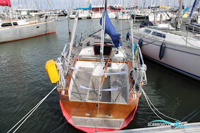 Waarschip 10.10 Sailingboat 1991, with Sole Diesel Mini 17 engine, The Netherlands