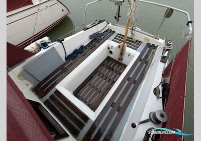 Westerly Centaur Sailingboat 1977, with Beta 20 engine, United Kingdom