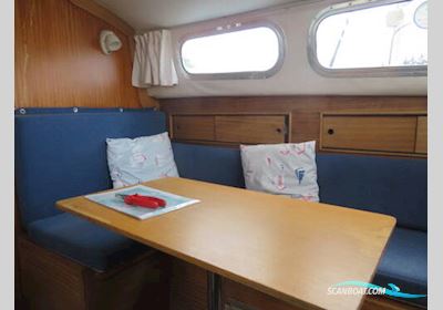 Westerly Pageant Sailingboat 1979, with Sole Mini 17 engine, United Kingdom