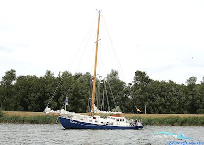Windspiel IV Klasse Stalen S-Spant Sailingboat 1950, with Mercedes-Benz engine, The Netherlands