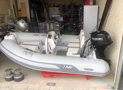 AB Inflatables Alumina 9.5 Alx Schlauchboot / Rib 2022, mit Suzuki Arl motor, Spanien