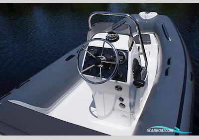AB Inflatables Oceanus 15 Vst Schlauchboot / Rib 2017, mit Mercury motor, Niederlande