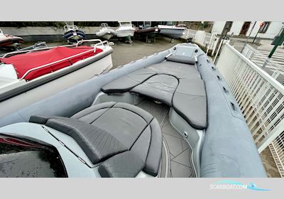 Lomac Adrenalina 9.5 Schlauchboot / Rib 2014, mit Yamaha HB 300CV motor, Frankreich