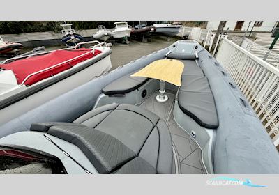 Lomac Adrenalina 9.5 Schlauchboot / Rib 2014, mit Yamaha HB 300CV motor, Frankreich