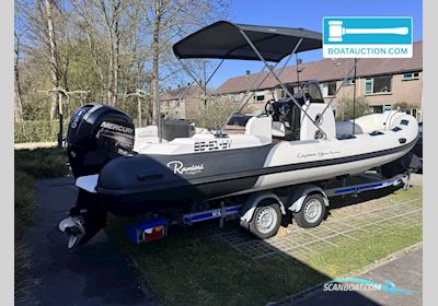 Ranieri Cayman 23 Sport Touring Schlauchboot / Rib 2015, mit Mercury motor, Niederlande