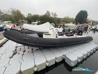 XS Ribs 700 Deluxe Schlauchboot / Rib 2008, mit Mercury motor, England