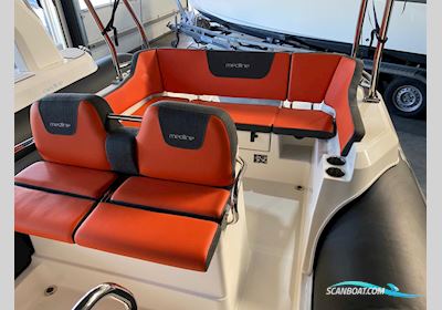 Zodiac Medline 6.8 Schlauchboot / Rib 2022, mit X motor, Niederlande