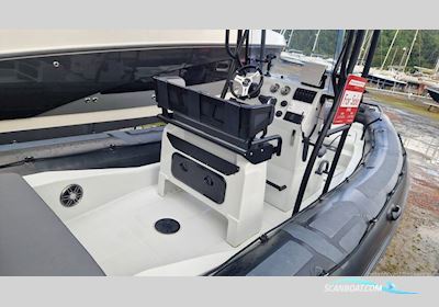 Zodiac Pro 7 Schlauchboot / Rib 2021, mit Mercury motor, England