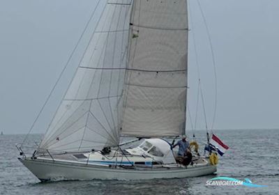 Avance 36 Segelbåt 1985, med Volvo Penta 2002 motor, Holland