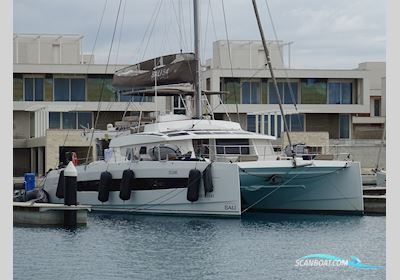 Bali 5.4 Segelbåt 2022, med Engine Type Yanmar,Hk 2 x 80,Diesel
 motor, Cyprus