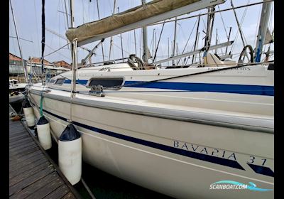 Bavaria 31 Segelbåt 2000, med Volvo Penta motor, Portugal