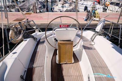 Bavaria 32 Segelbåt 2003, med Volvo motor, Spanien