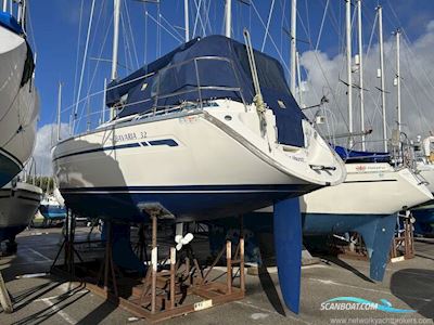 Bavaria 32 Segelbåt 2004, med Volvo Penta MD2020 motor, England