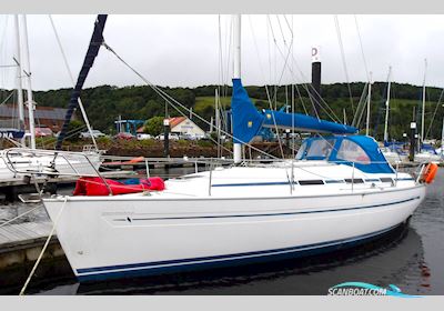 Bavaria 32 Segelbåt 2002, med Volvo Penta motor, England