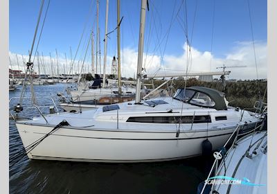 Bavaria 33 Cruiser Segelbåt 2014, med Volvo Penta motor, Holland