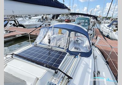 Bavaria 34-3 Cruiser Segelbåt 2000, med Volvo Penta motor, Holland