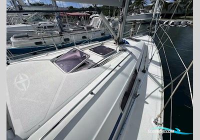 Bavaria 34 Cruiser Segelbåt 2010, med Volvo Penta motor, USA