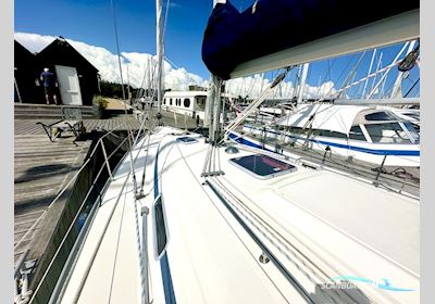 Bavaria 36 Segelbåt 2005, med Volvo Penta
 motor, Danmark